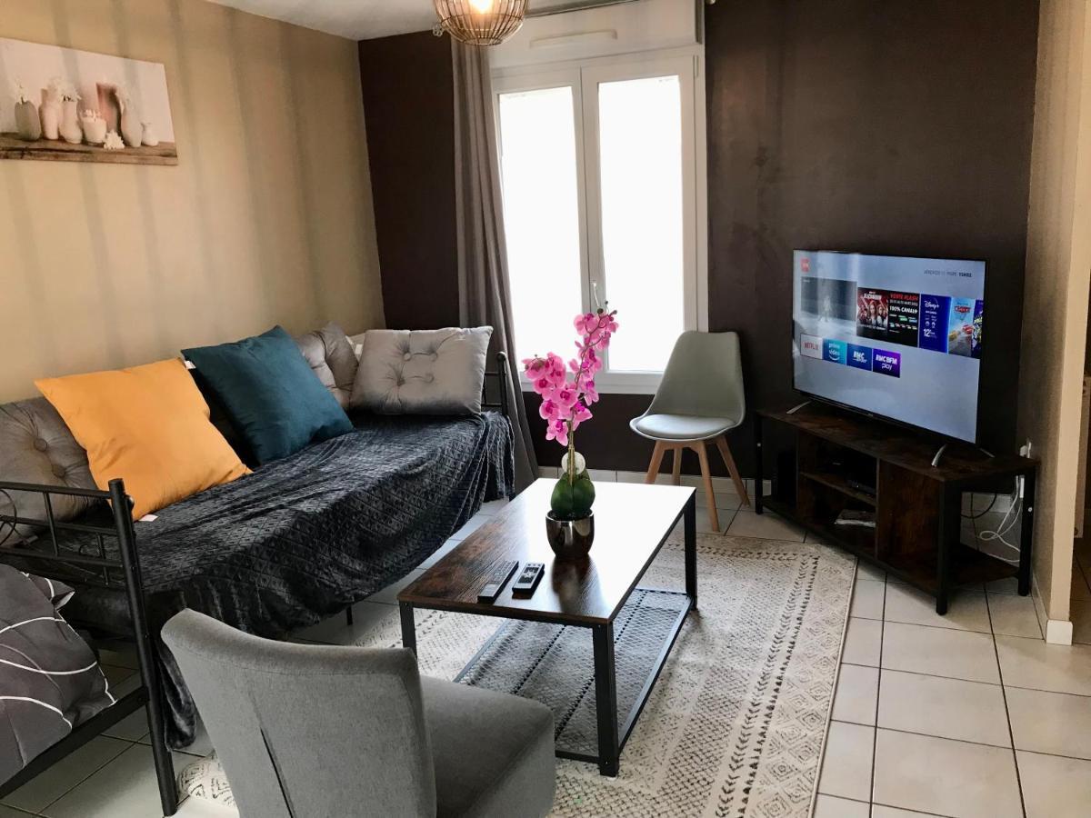 Agreable Maison Proche Gare Avec Parking Gratuit Le Mans Dış mekan fotoğraf
